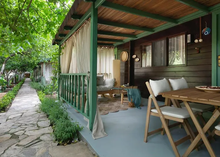 Pet friendly Gayb-I Bungalows , Plus 12 Years Old - Free Access To Beach Cirali