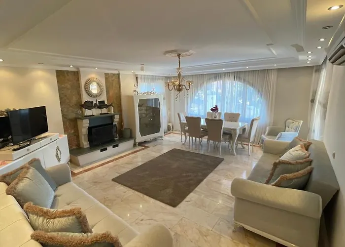 Yildiz Deluxe Villa Alanya with Pool