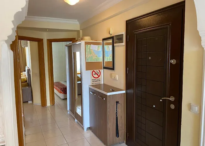 Апартаменты 2+1 На Первой Линии Моря В Кемере. Kemer