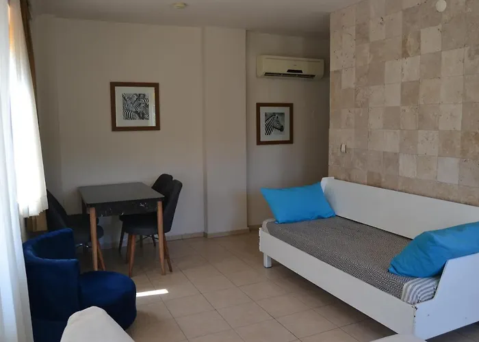 Safari Suit N-12 Apartment Side