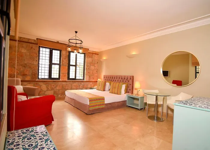 Pet friendly Modern Flat Near Hadrian'S Gate Apartment Antalya