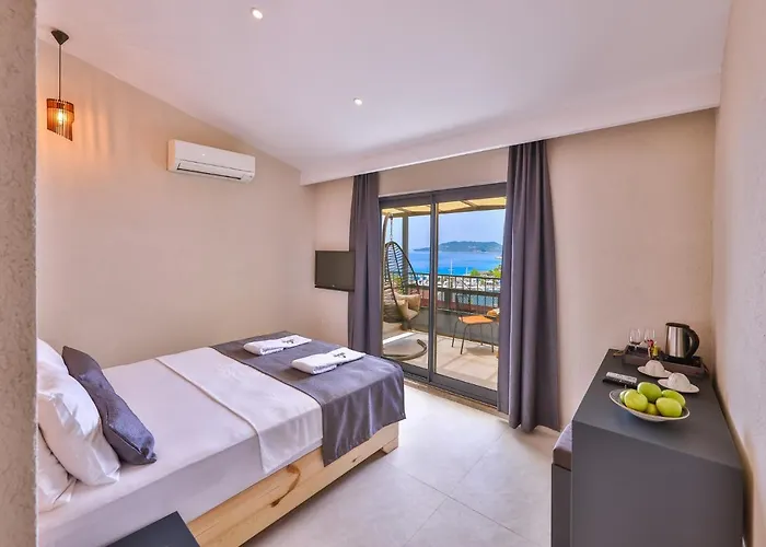 Kas hotels near Akcagerme plaji