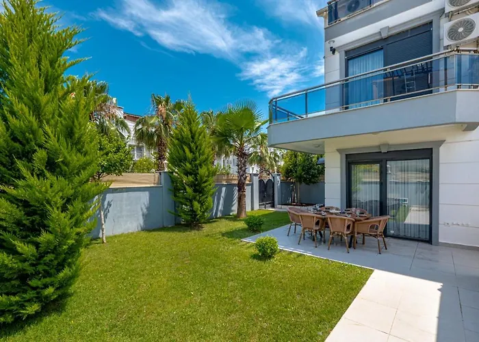 Secluded Villa With Private Pool In Antalya