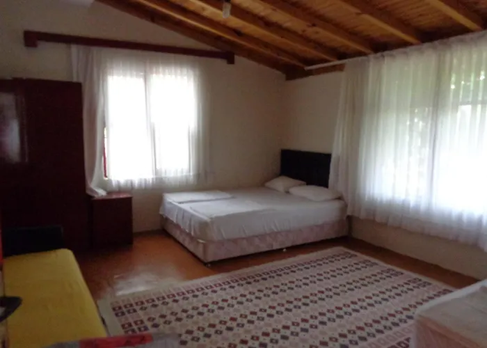 Billur Pension Hotel Cirali