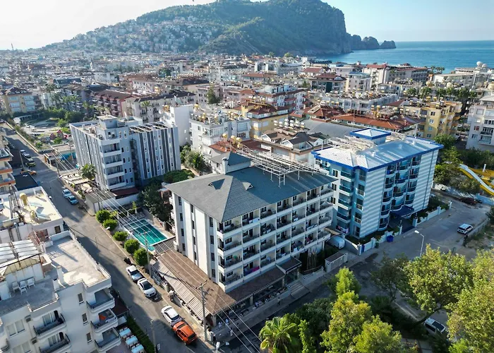 Alanya hotels near Alanya LimanI