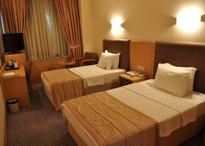 Adana hotels near Grand Bazaar