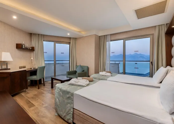 Antalya hotels near Kesik Minare