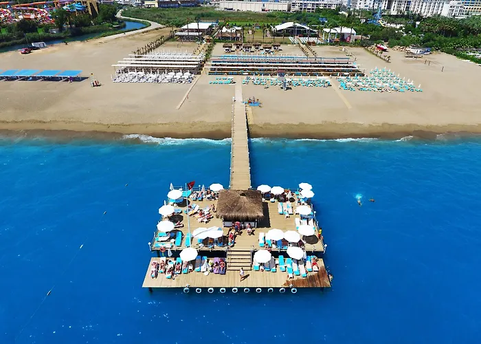 Antalya Hotels near Antalya Airport (AYT)