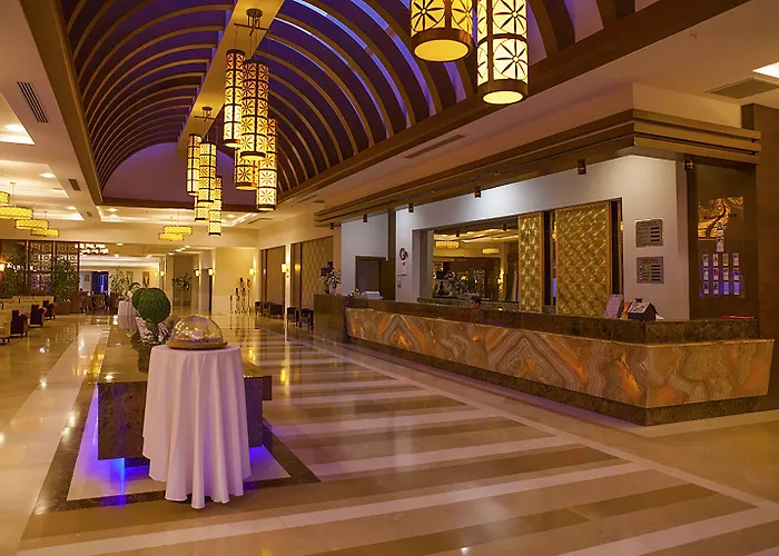 Diamond Beach Hotel & Spa Side