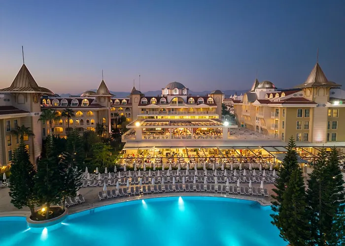 Side Star Resort Hotel