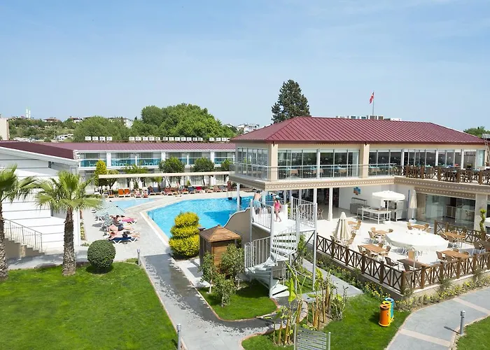 Side hotels near Side Museum
