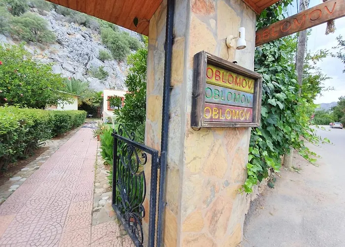 Oblomov Hotel Cirali
